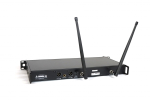 RFIntell QL7R/T1-A 651,800-683,400 МГц 2-канальная радиосистема с 2-мя ручными микрофонами в Магаданской области